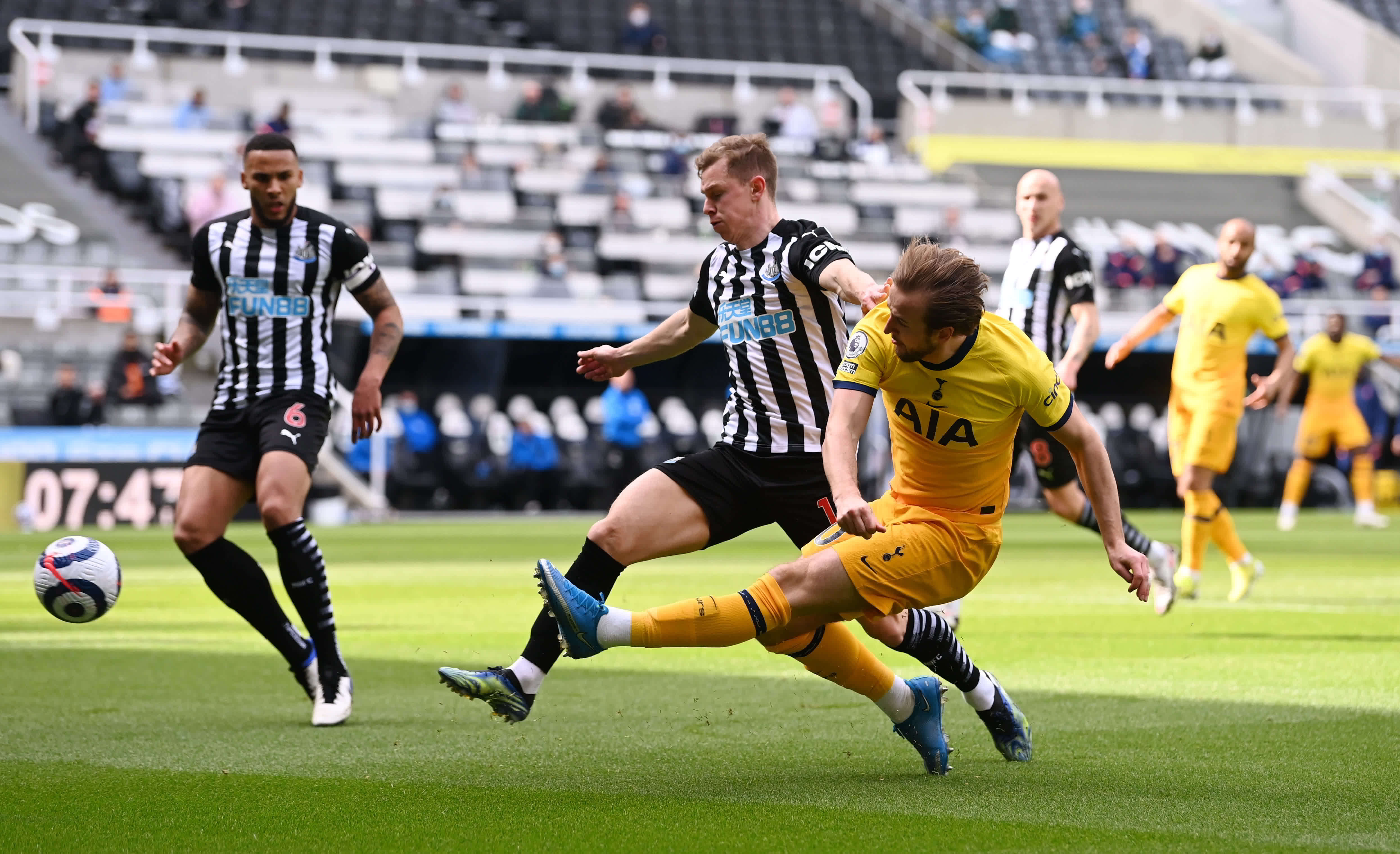 发展奠定坚 发展奠定坚